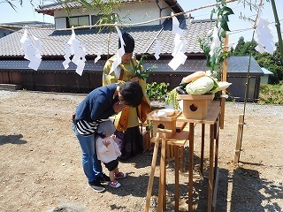 030.jpg