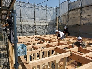 二階床梁.jpg