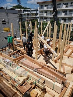 二階柱建て.jpg