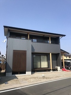 s-image1.jpg